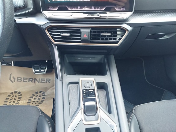 Cupra Leon 11 of 15