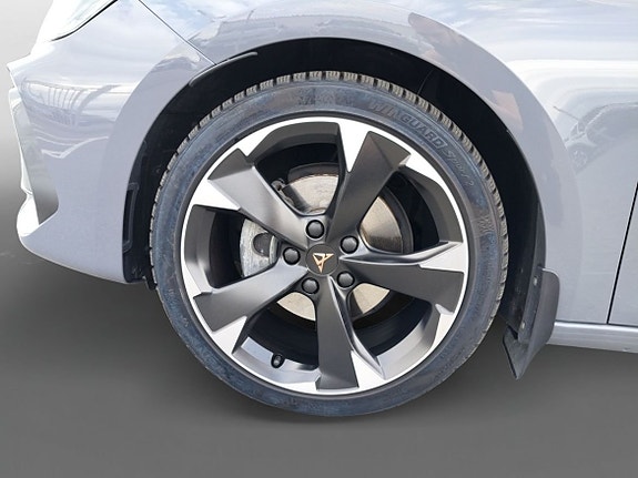Cupra Leon 14 of 15