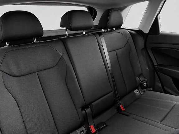 Audi Q3 8 of 14