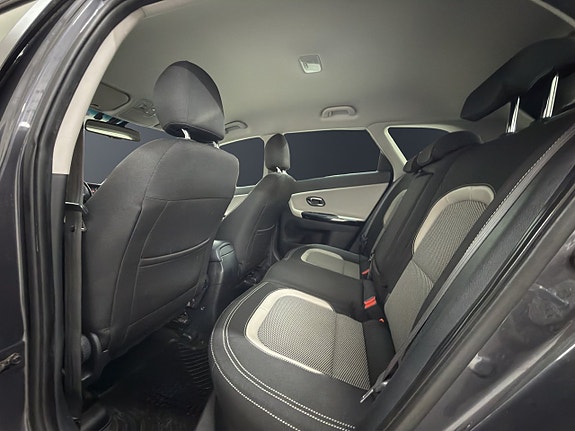 Kia Ceed 9 of 16