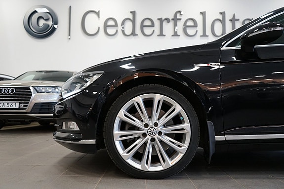 Volkswagen Passat 3 of 20