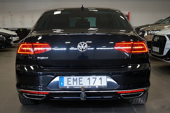Volkswagen Passat 6 of 20