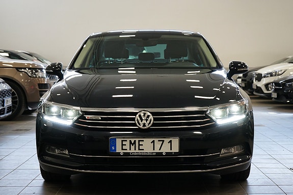 Volkswagen Passat 4 of 20
