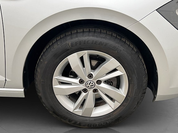 Volkswagen Polo 22 of 25