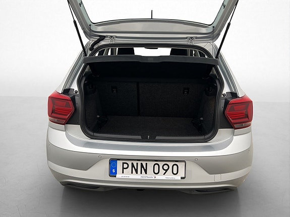 Volkswagen Polo 19 of 25