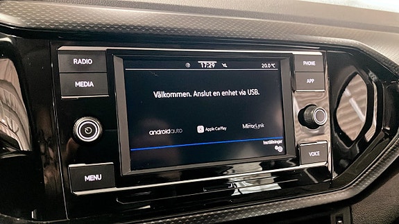 Volkswagen T-Cross 9 of 12