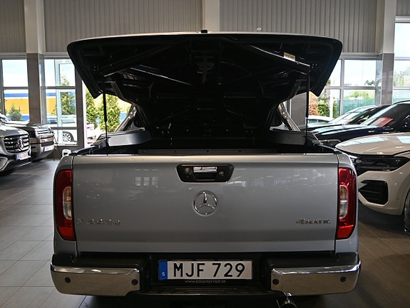 Mercedes-Benz X250 d 15 of 21