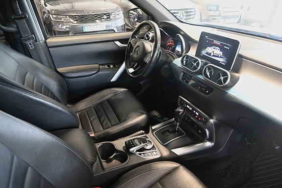 Mercedes-Benz X250 d 9 of 21
