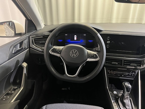 Volkswagen Polo 14 of 15