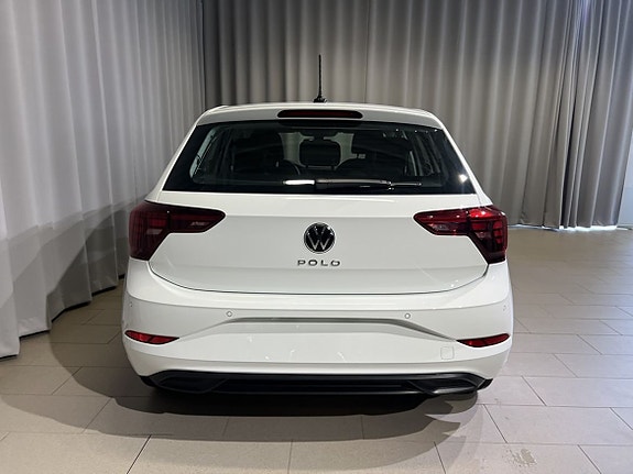 Volkswagen Polo 5 of 15