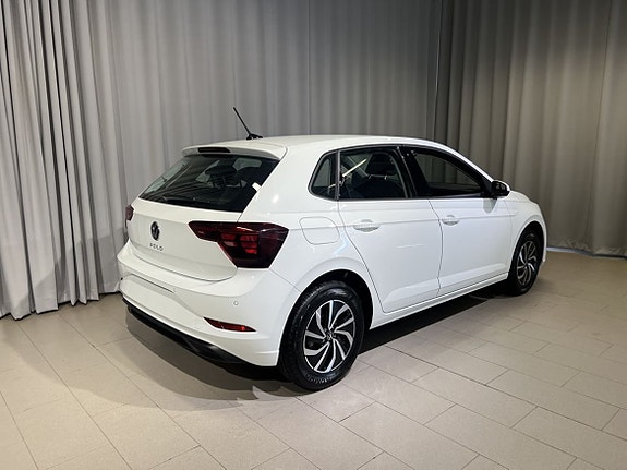 Volkswagen Polo 4 of 15