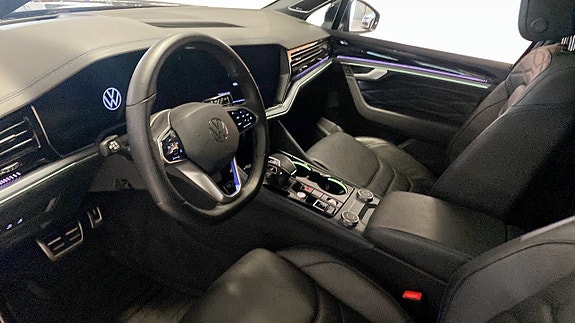 Volkswagen Touareg 7 of 13