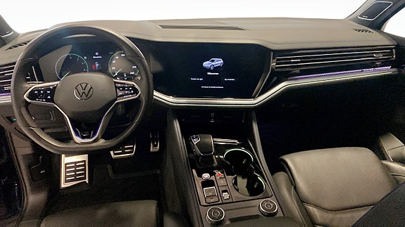Volkswagen Touareg 10 of 13