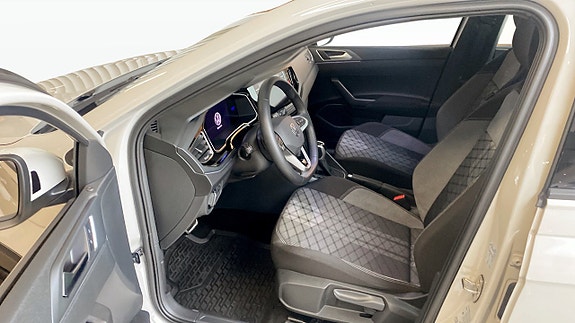 Volkswagen Taigo 8 of 13