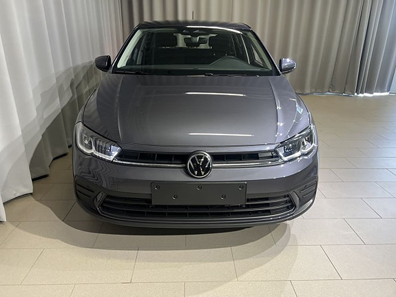 Volkswagen Polo 2 of 11