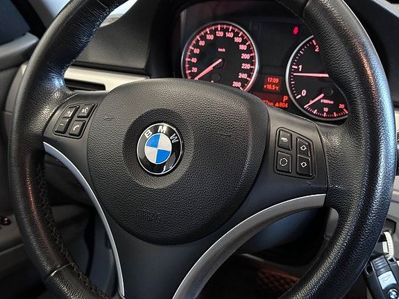 BMW 318d 11 of 16