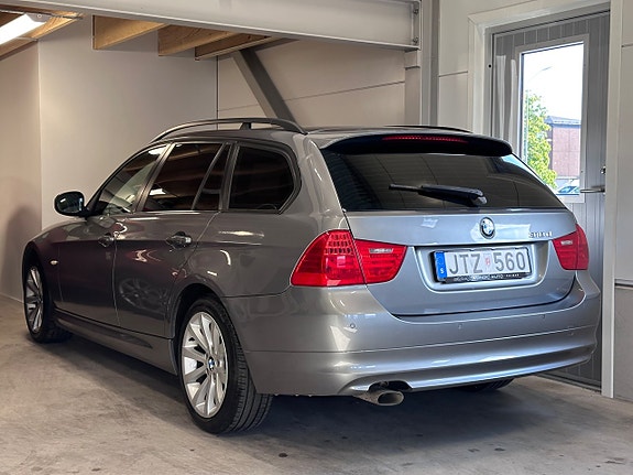 BMW 318d 4 of 16