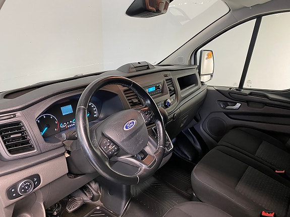 Ford Transit Custom 5 of 9