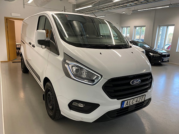 Ford Transit Custom 2 of 9