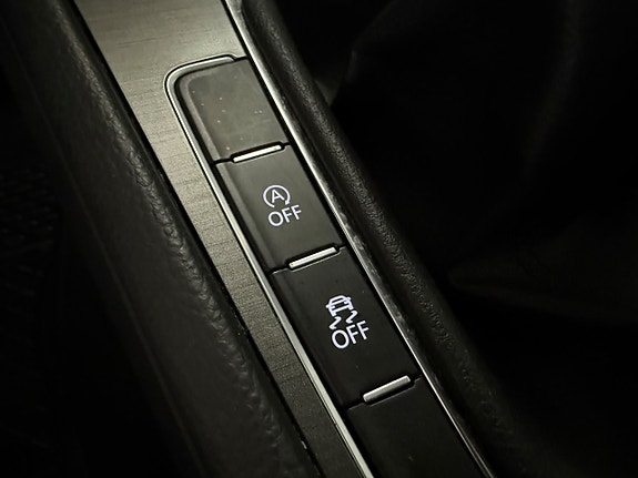 Volkswagen Golf I 19 of 23