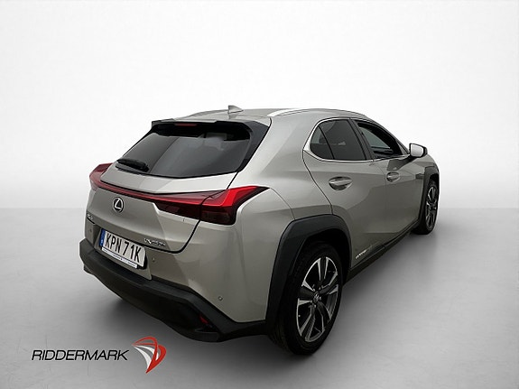 Lexus UX250h 6 of 30