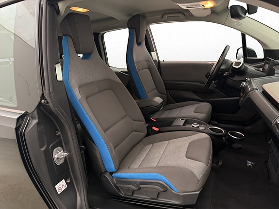 BMW i3s 13 of 29