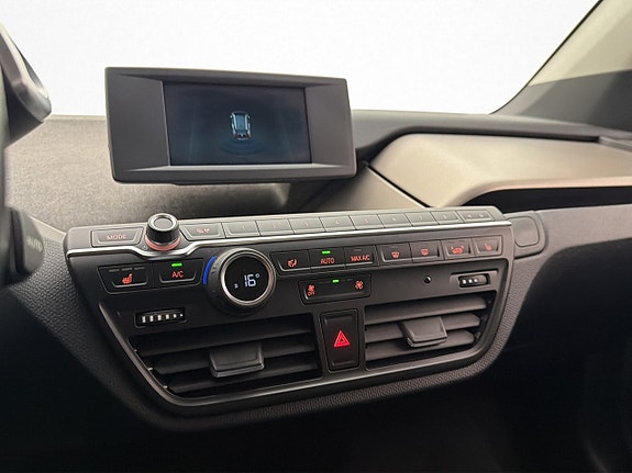 BMW i3s 20 of 29
