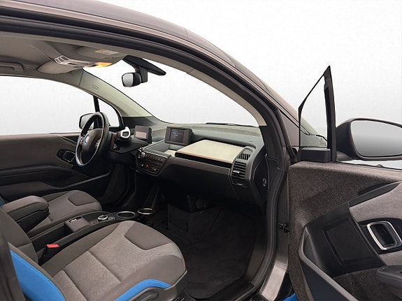 BMW i3s 14 of 29