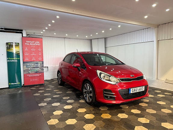 Kia Rio 2 of 16