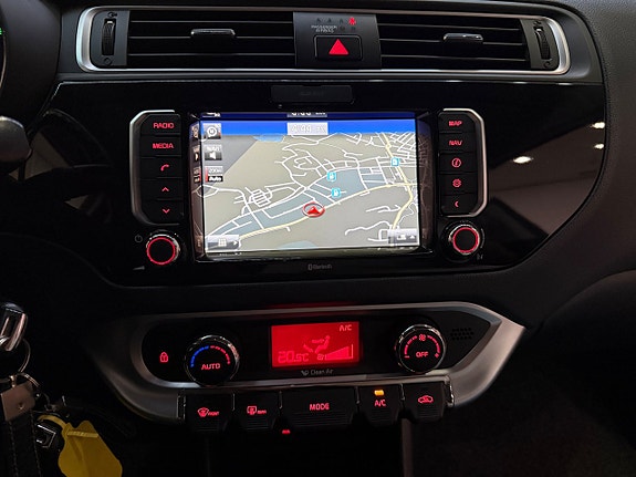 Kia Rio 14 of 16