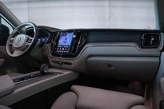Volvo XC60 7 of 13