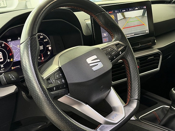 Seat Leon 11 of 25