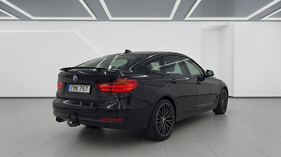 BMW 320d 6 of 16