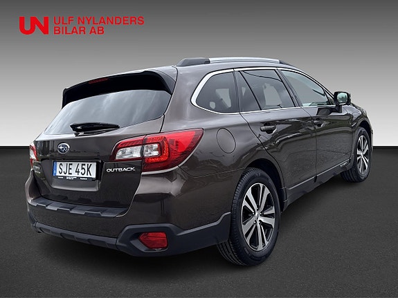 Subaru Outback 4 of 15