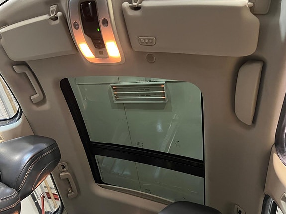 Volvo XC60 17 of 21