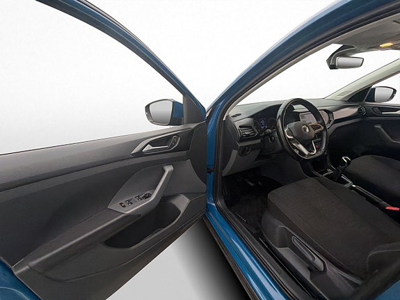 Volkswagen T-Cross 10 of 30