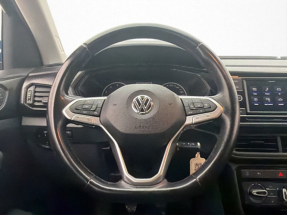 Volkswagen T-Cross 13 of 30