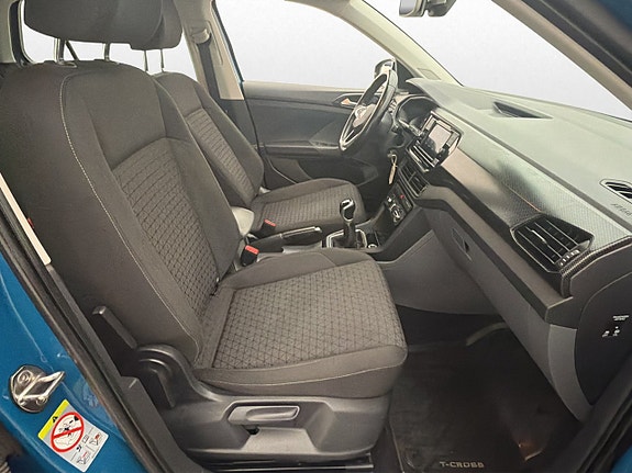 Volkswagen T-Cross 23 of 30