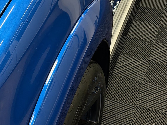 Toyota HiLux 7 of 30