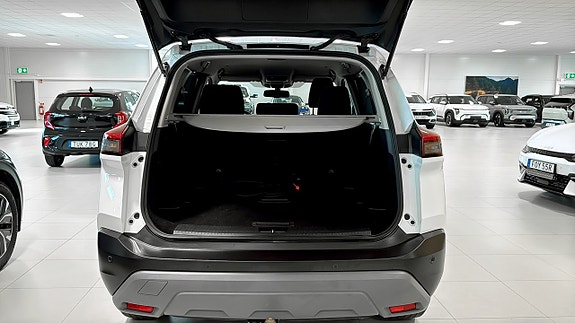 Nissan X-Trail 12 of 12