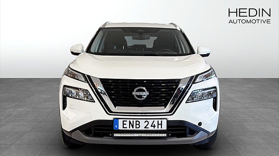 Nissan X-Trail 8 of 12