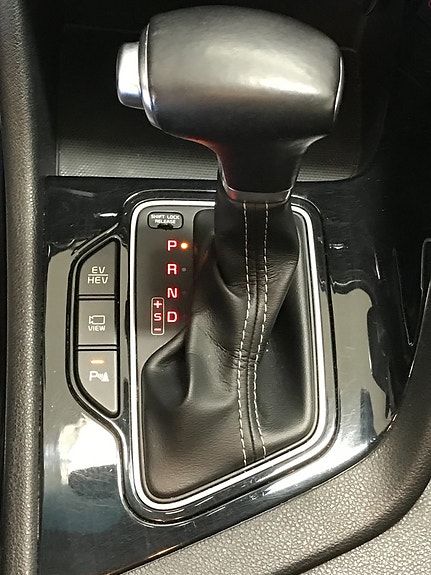 Kia Niro 13 of 27