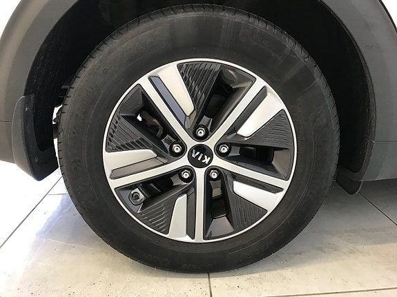 Kia Niro 9 of 27