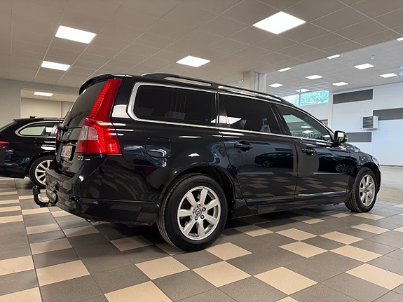 Volvo V70 6 of 14