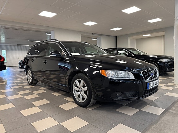 Volvo V70 4 of 14