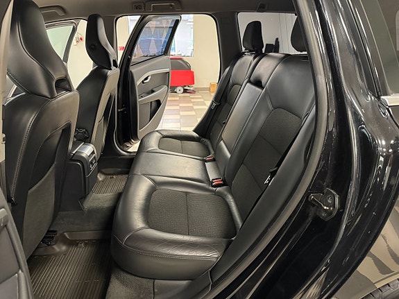 Volvo V70 13 of 14