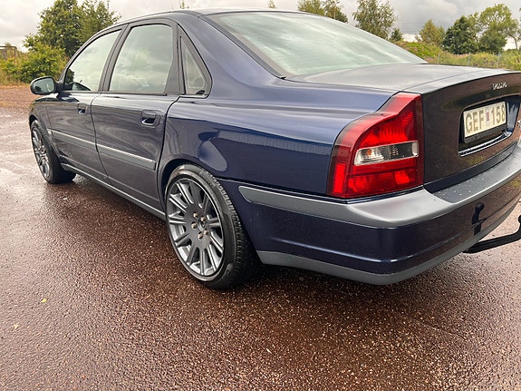 Volvo S80 3 of 6
