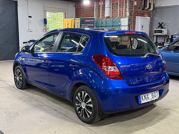 Hyundai i20 4 of 16