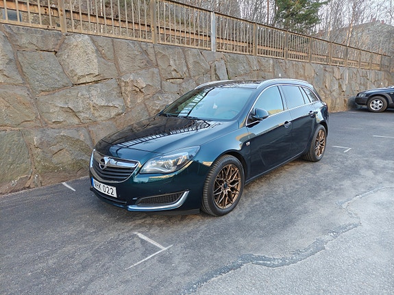 Opel Insignia 2 of 9