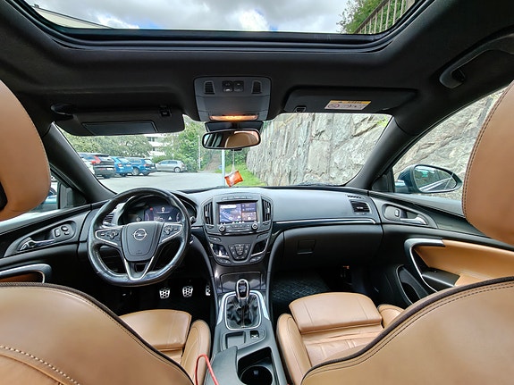 Opel Insignia 7 of 9
